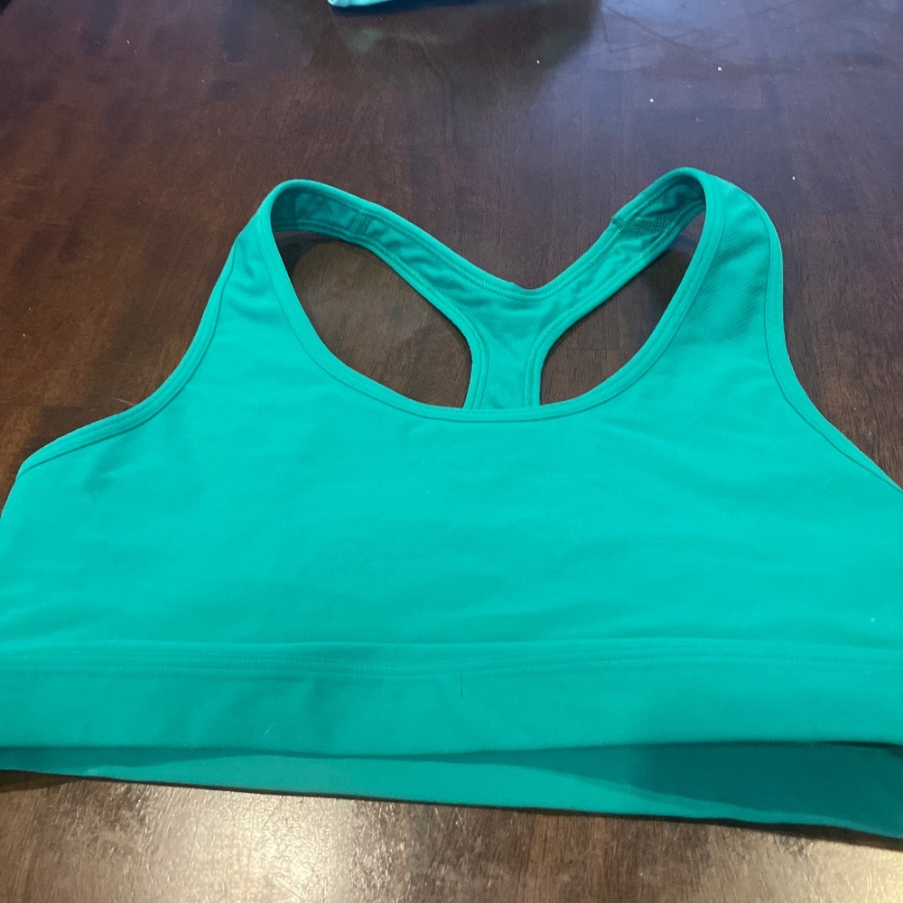 Old navy bra-green-large-excellent condition